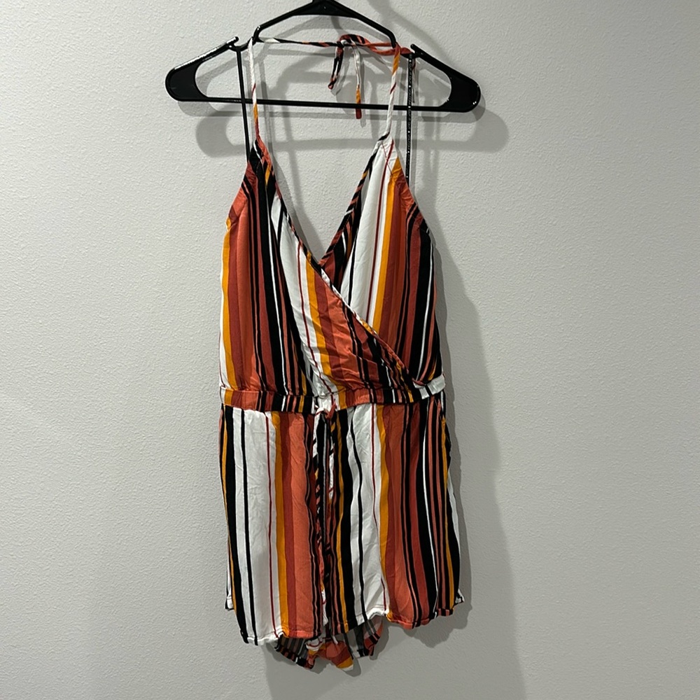 Volcom Romper - Size Large - image 1